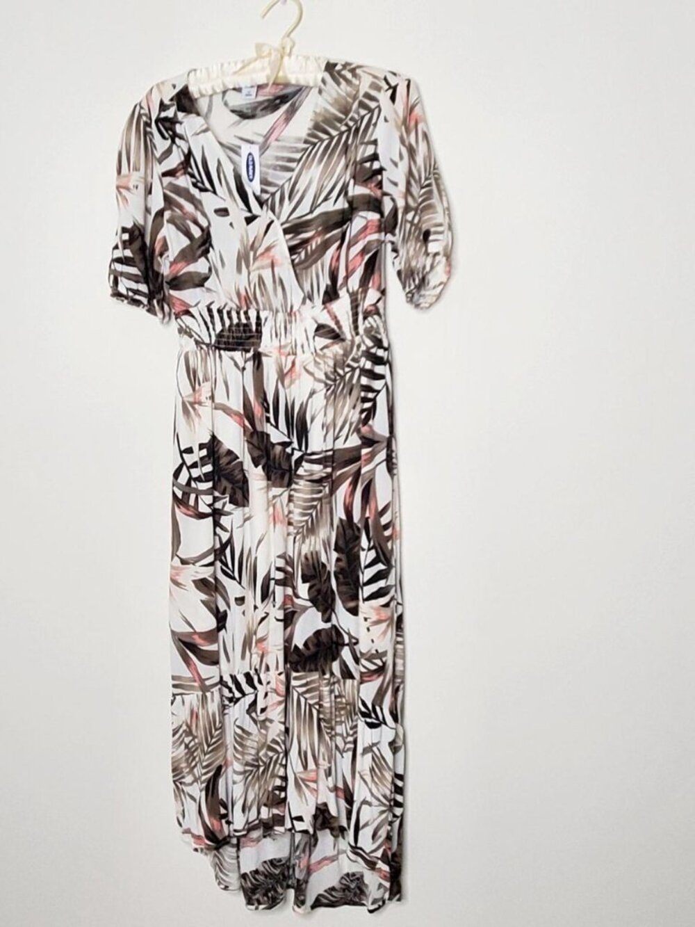 Women's Short sleeve empire waist white palm print (New with Tag)